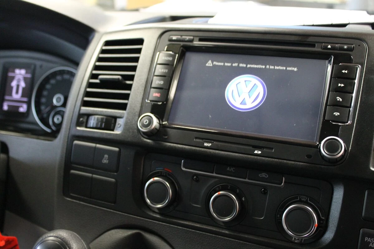 Volkswagen Transporter : GPS et radars de recul à l'écran