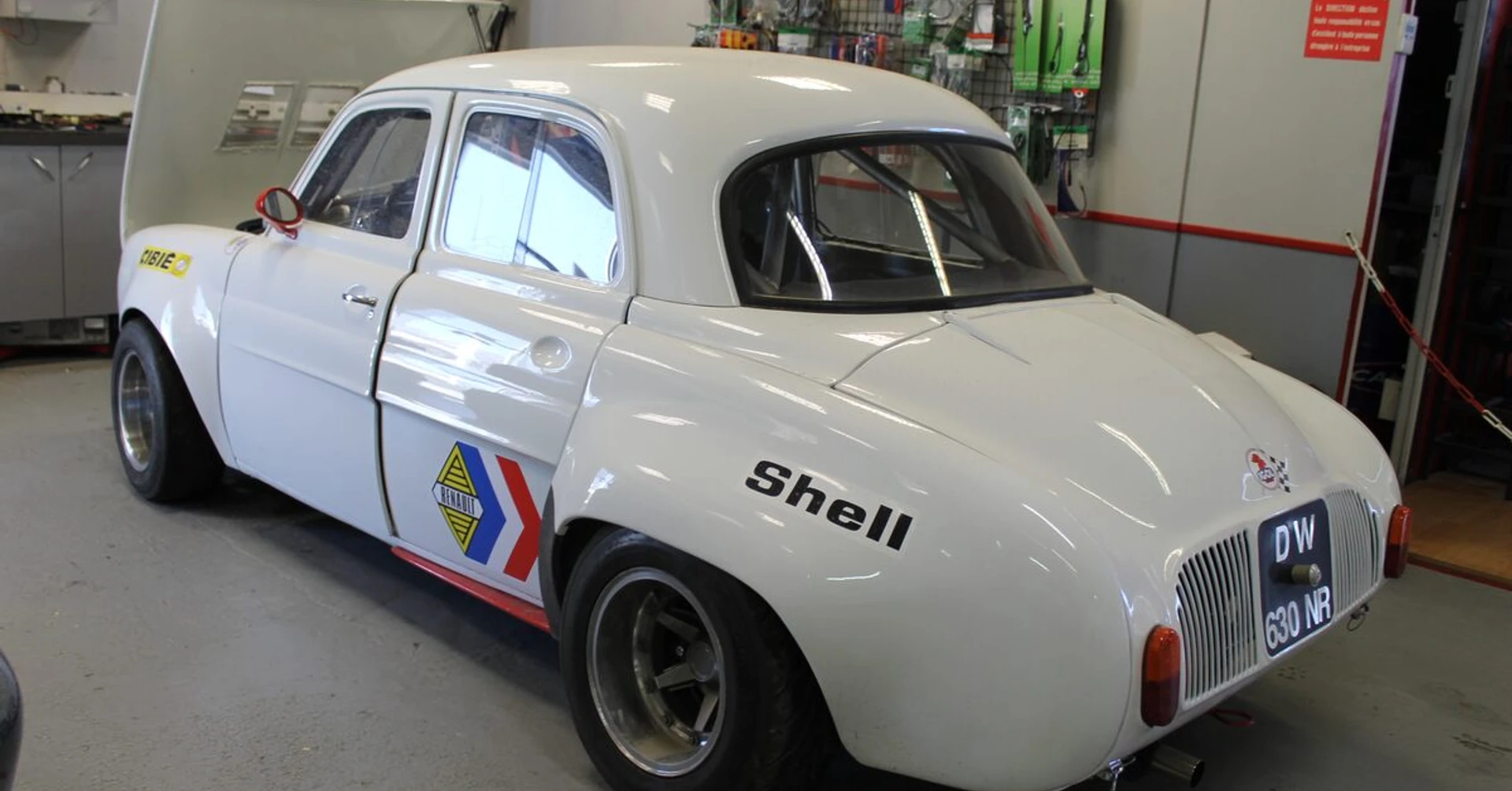 Renault Dauphine : trip master et kit freins racing