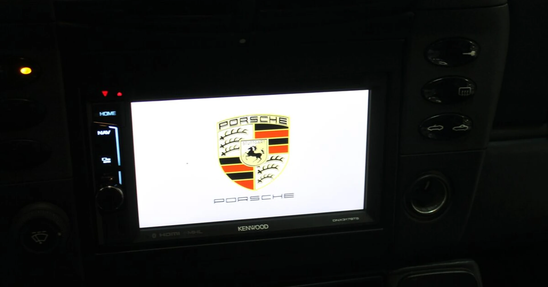Porsche 996 Cabriolet : autoradio GPS Kenwood DNX317BTS