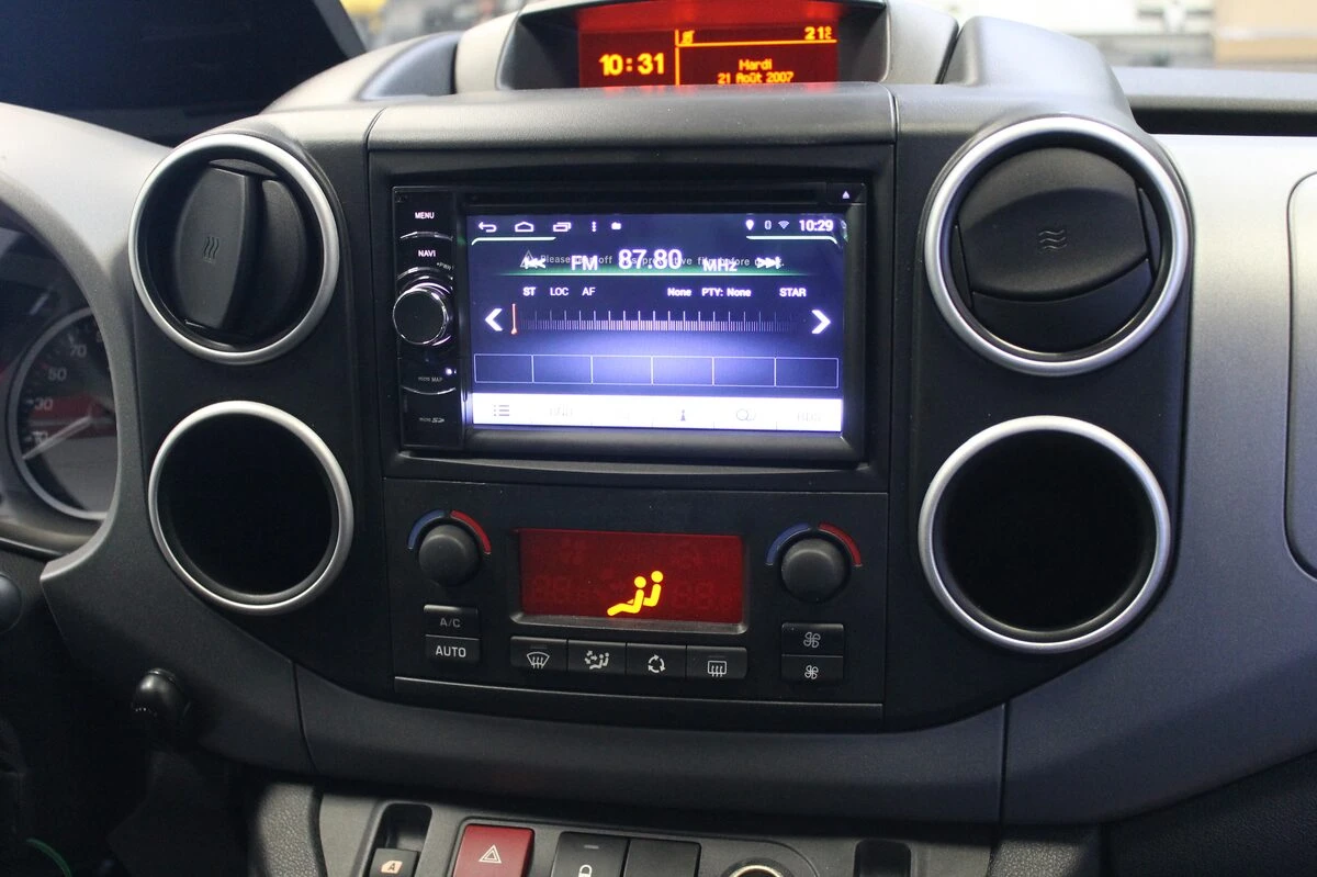 Citroën Berlingo : autoradio GPS tactile avec Bluetooth