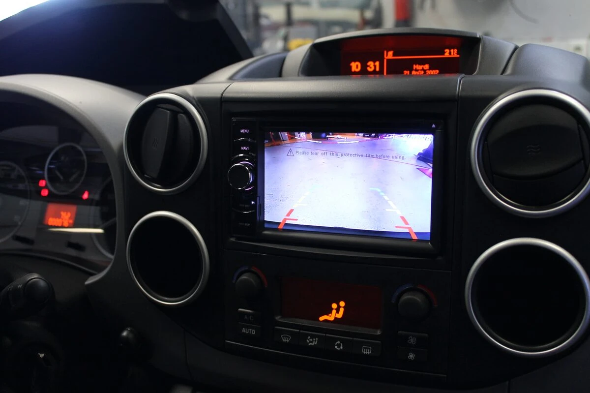 Citroën Berlingo : autoradio GPS tactile avec Bluetooth