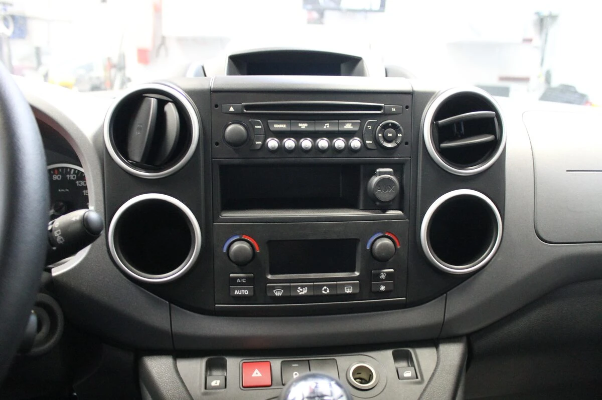 Citroën Berlingo : autoradio GPS tactile avec Bluetooth