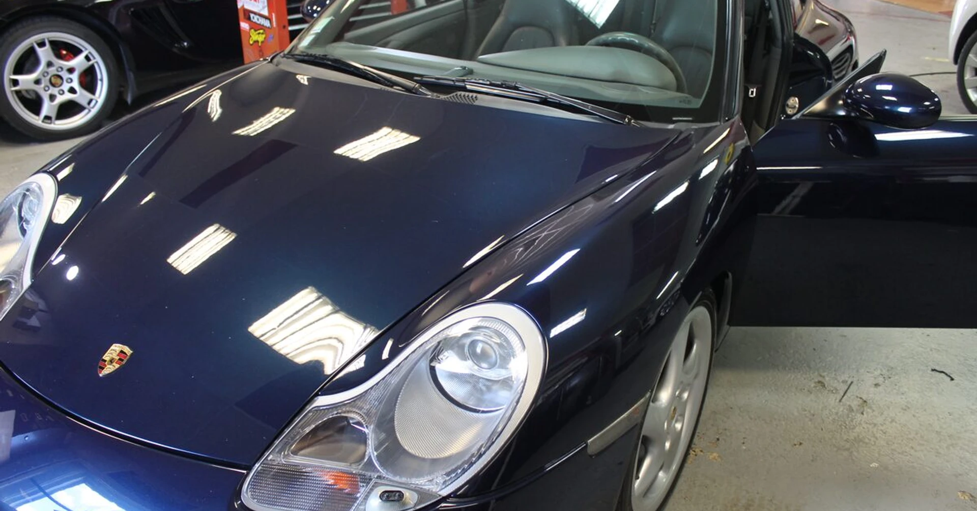 Porsche 996 Carrera : autoradio GPS Kenwood DNX5170BTS