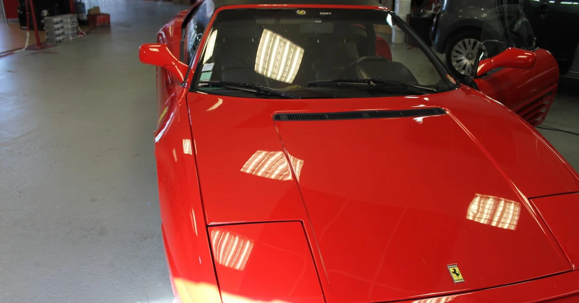 Ferrari 348 ts : Parrot Asteroid, BLAM et échappement inox