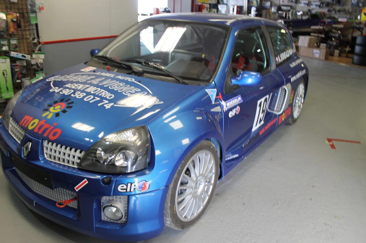 Renault Clio V6 : échappement inox sur mesure signé Pepinox