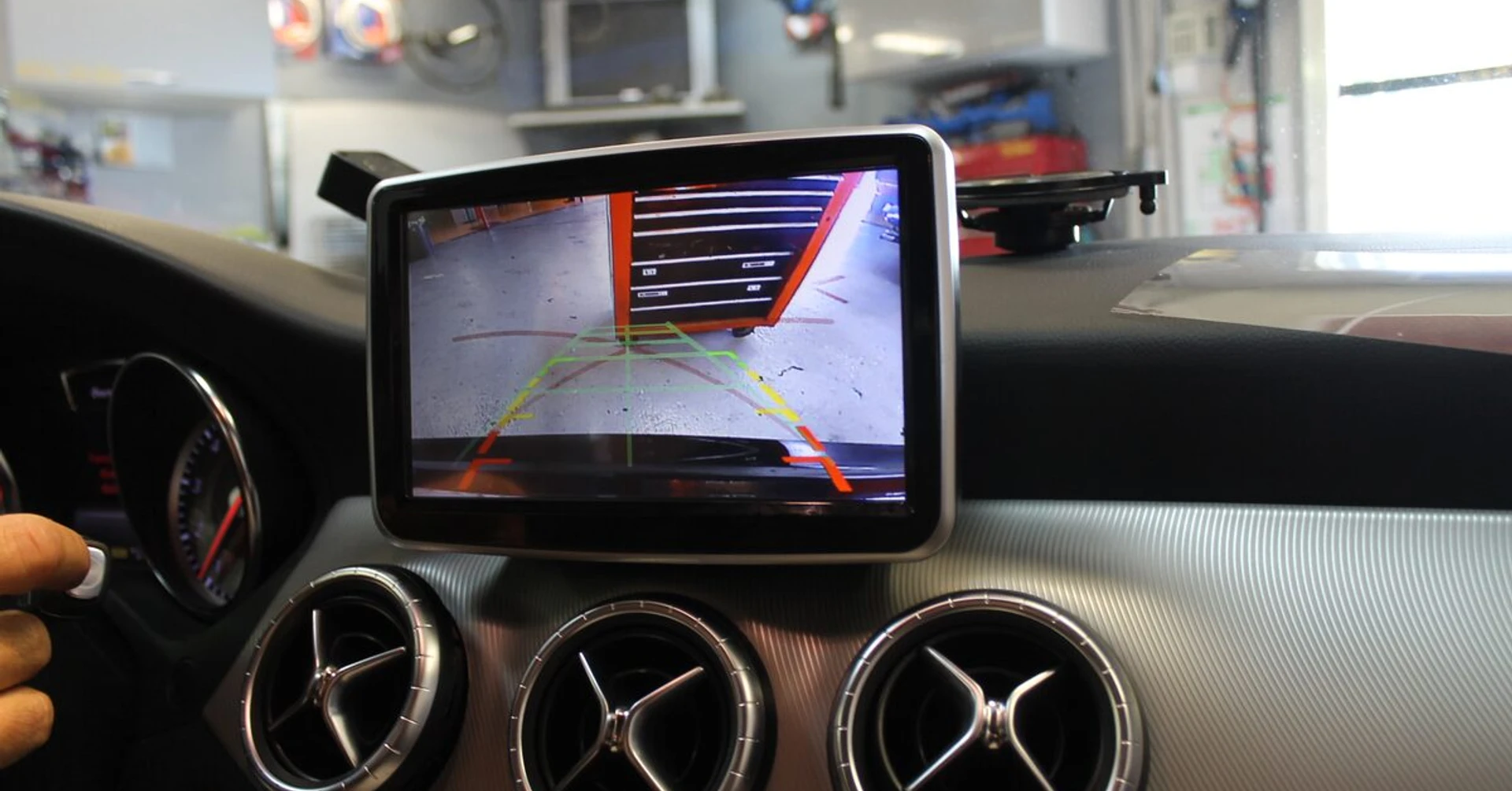 Mercedes CLA : écran tactile GPS et caméra de recul