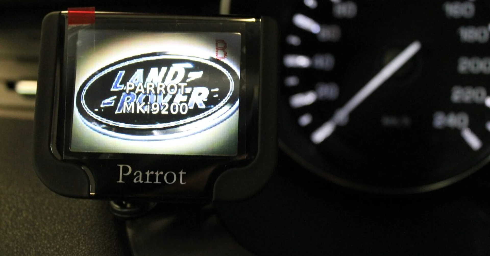 Range Rover Evoque : Bluetooth Parrot et streaming A2DP
