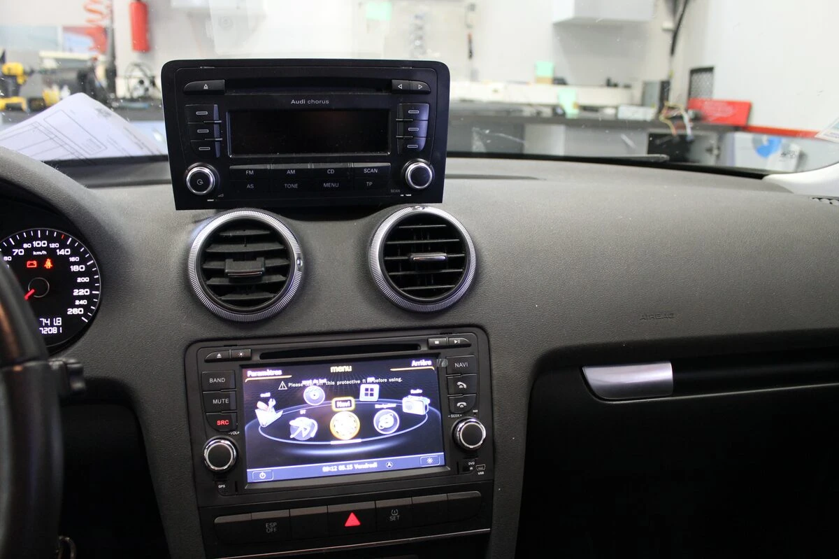 Audi A3 de 2008 : GPS type origine avec DVD et USB