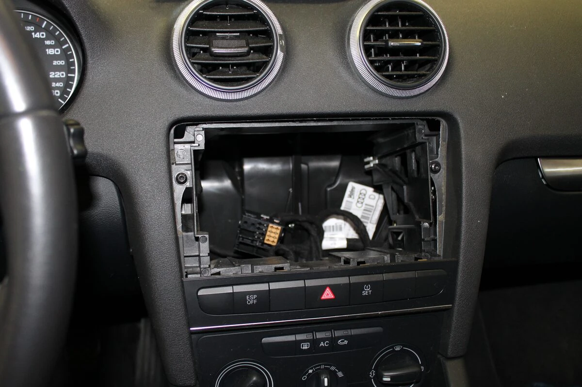 Audi A3 de 2008 : GPS type origine avec DVD et USB