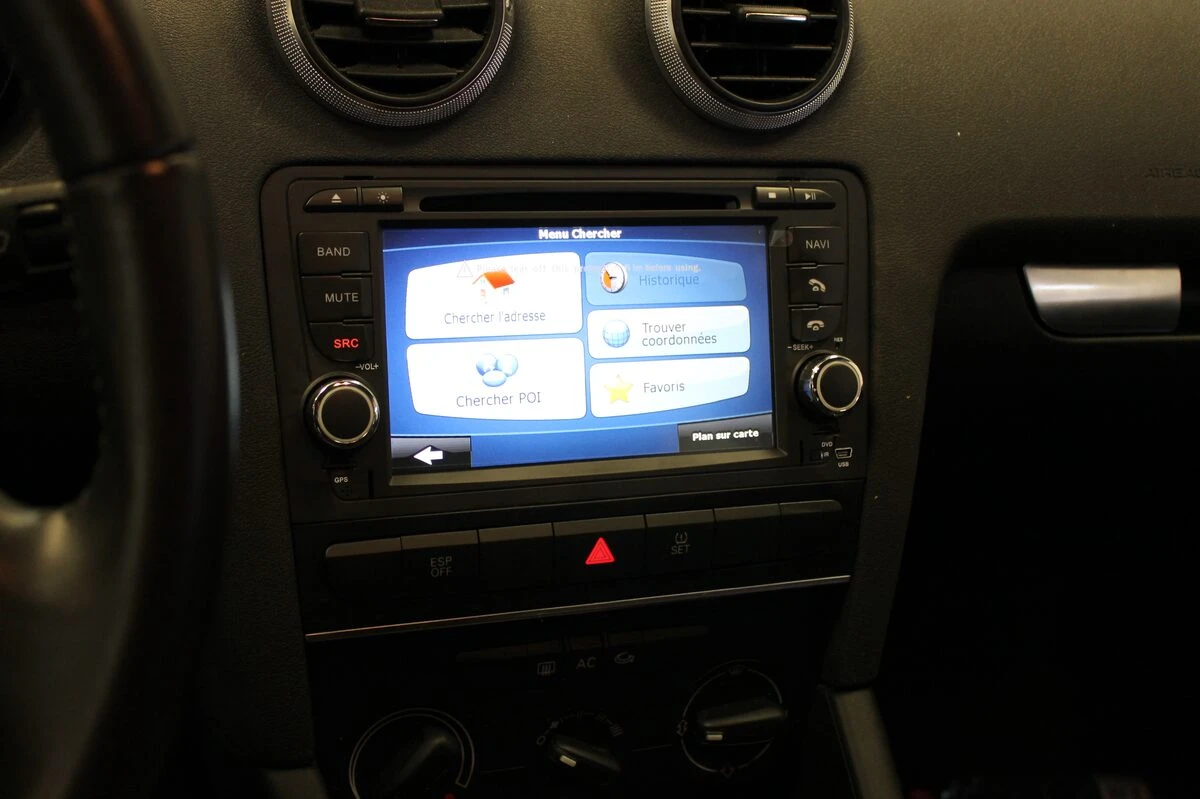 Audi A3 de 2008 : GPS type origine avec DVD et USB