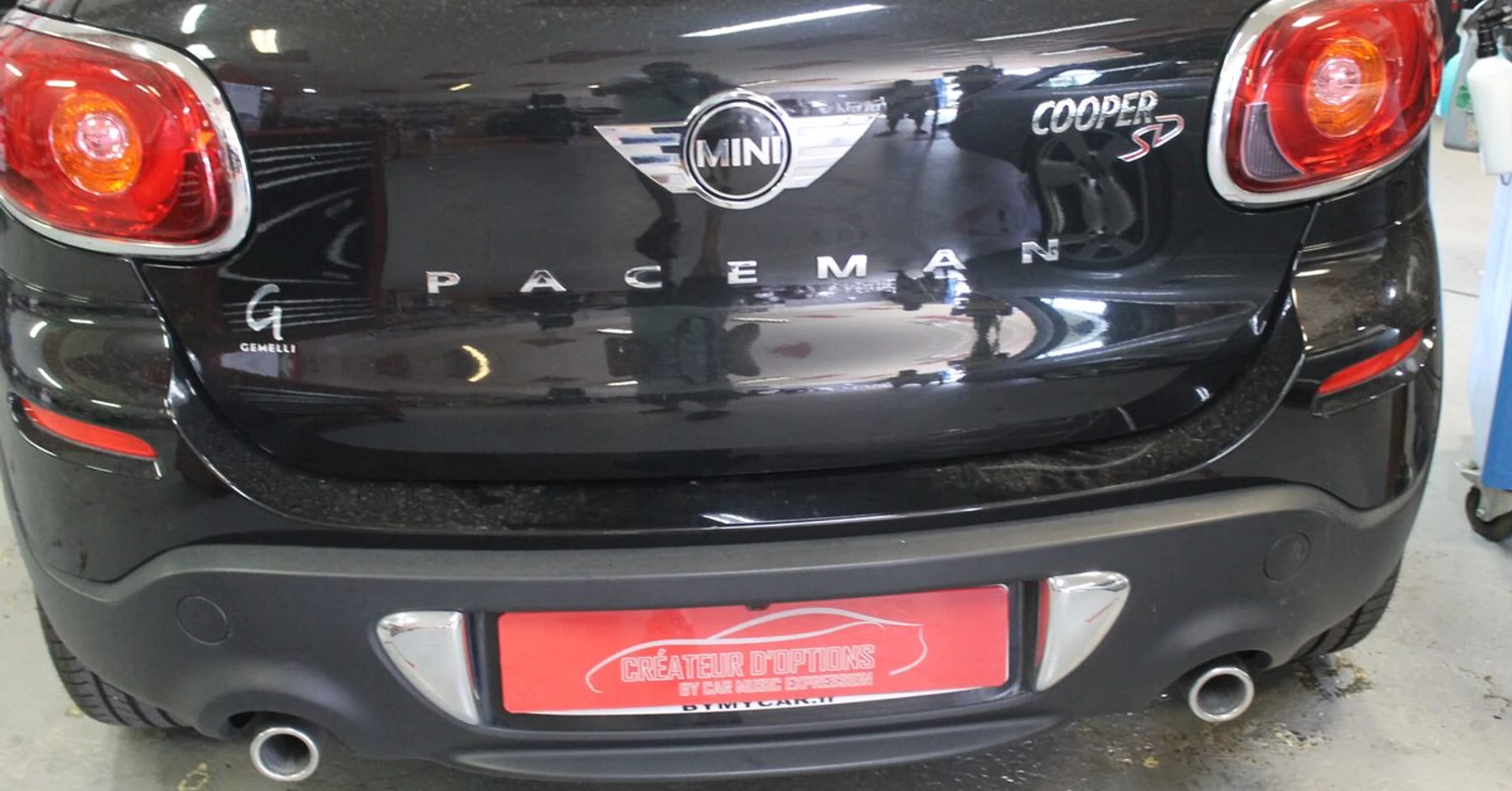 Mini Paceman 2017 : caméra de recul sur écran d'origine