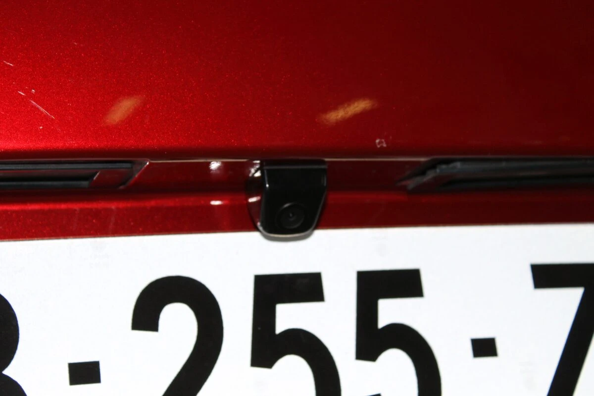 Alfa Romeo Brera : caméra de recul sur rétroviseur type origine