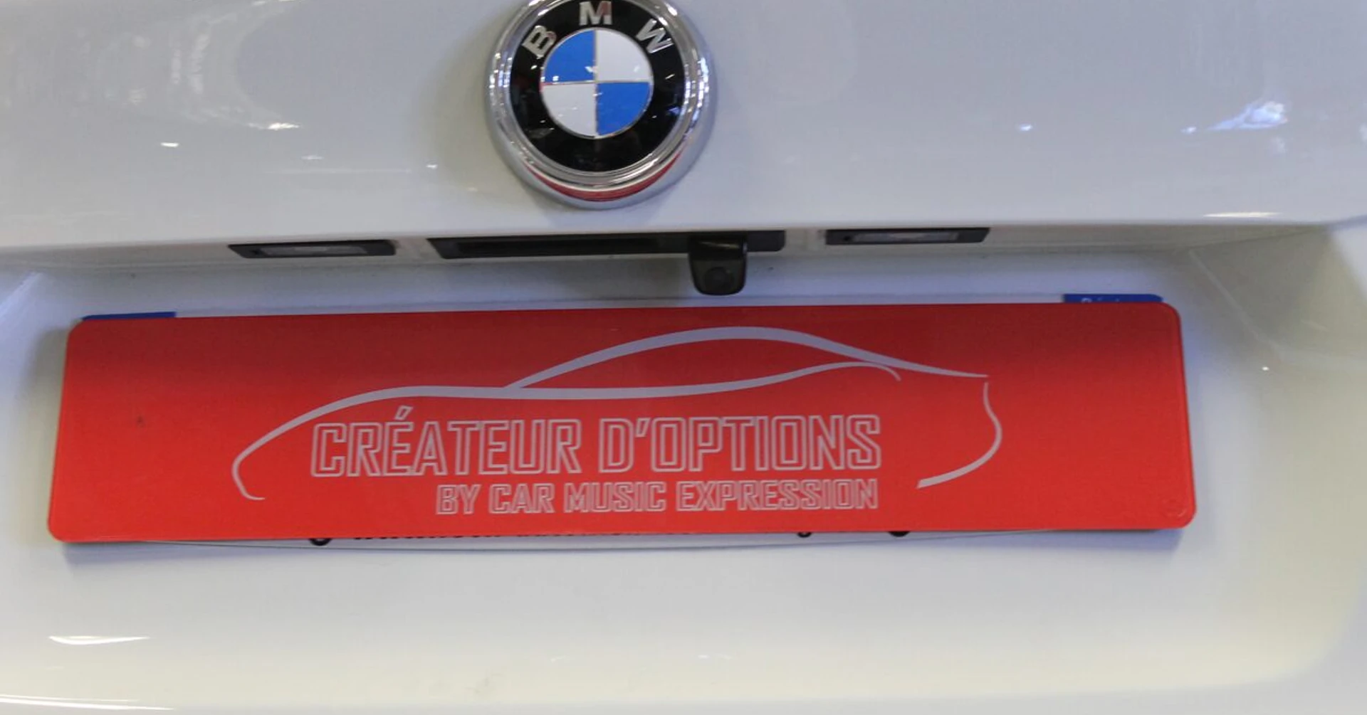 BMW X3 2014 : caméra de recul sur écran d'origine