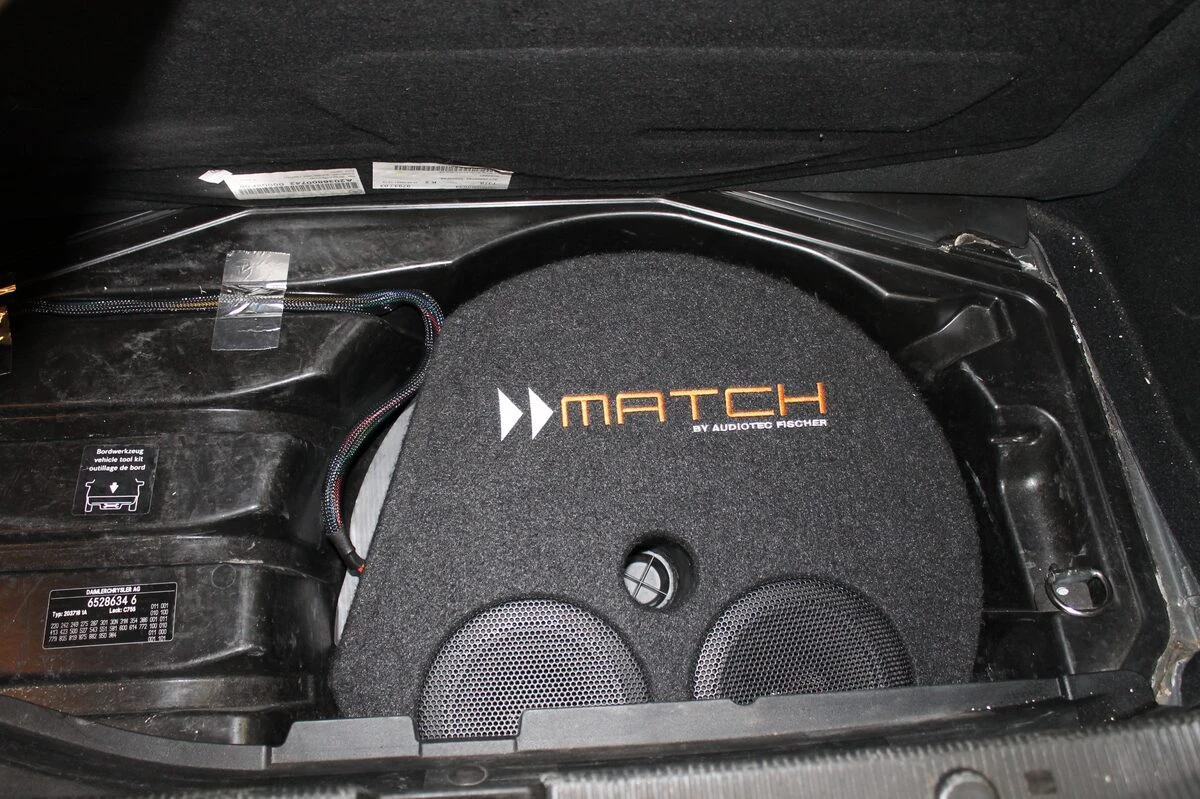 Mercedes C220 : sono façon Bose avec BLAM et Match