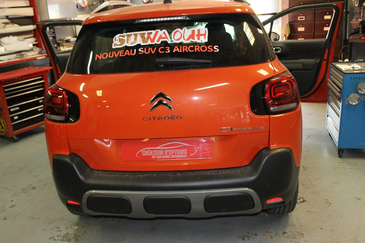Citroën C3 Aircross 2017 : caméra de recul codée sur l'écran d'origine