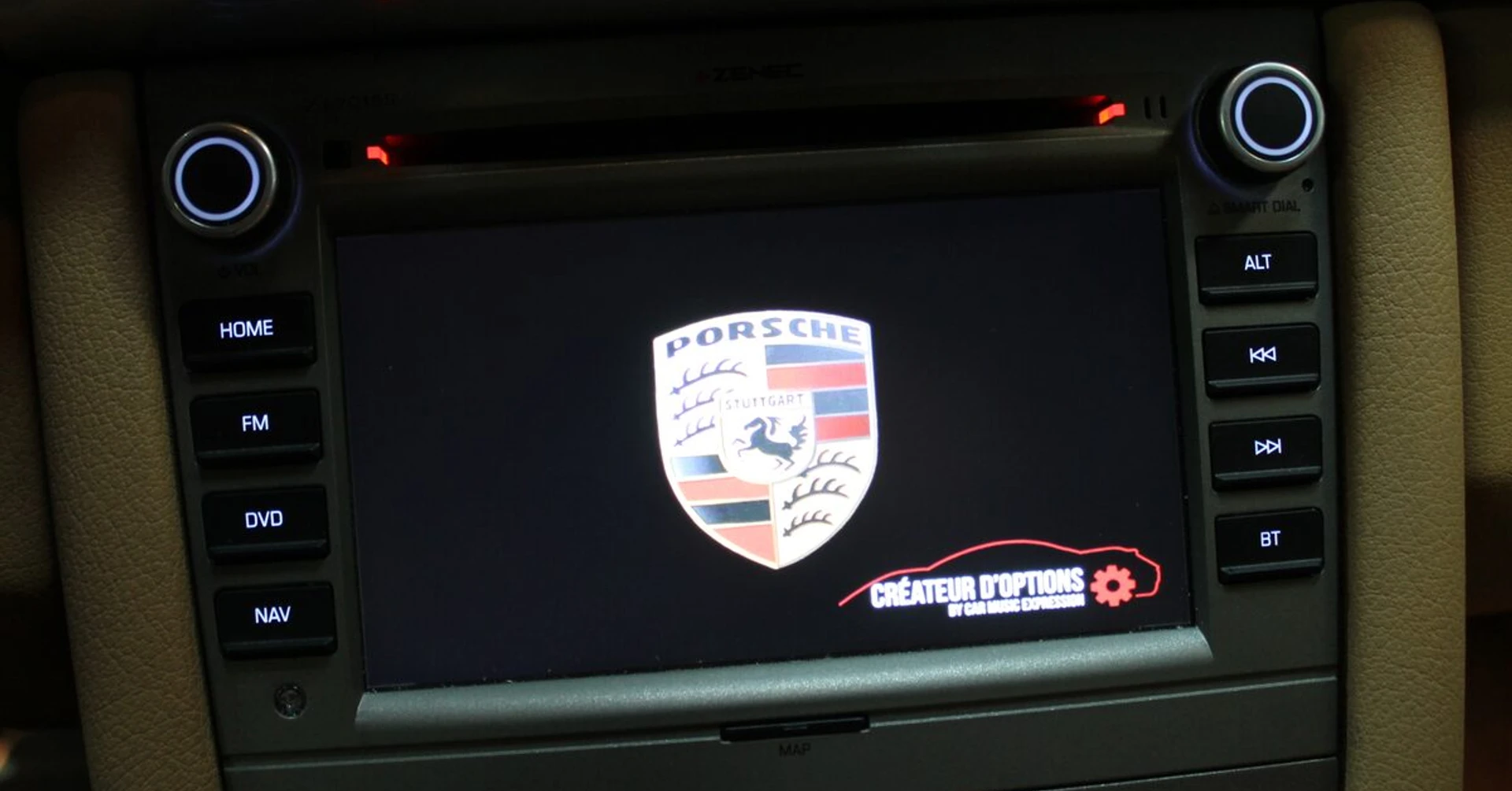 Porsche Boxster : autoradio GPS et caméra de recul
