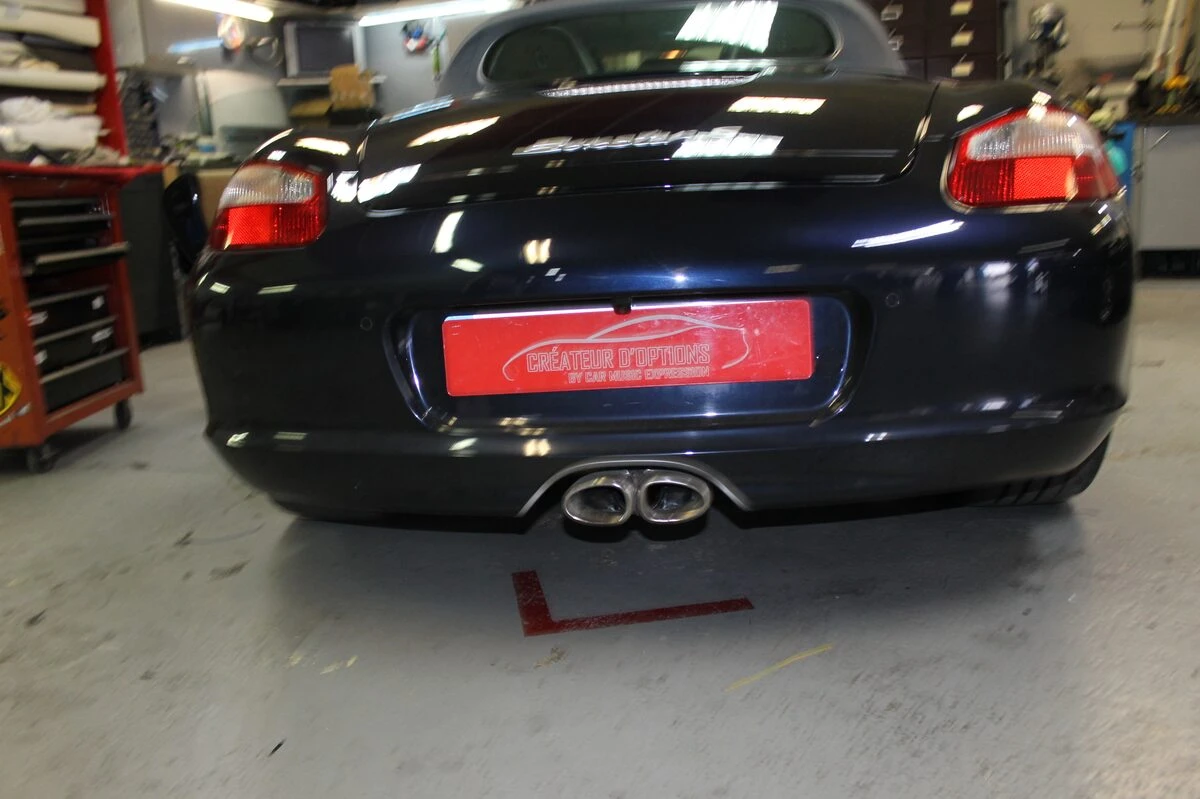 Porsche Boxster : autoradio GPS et caméra de recul