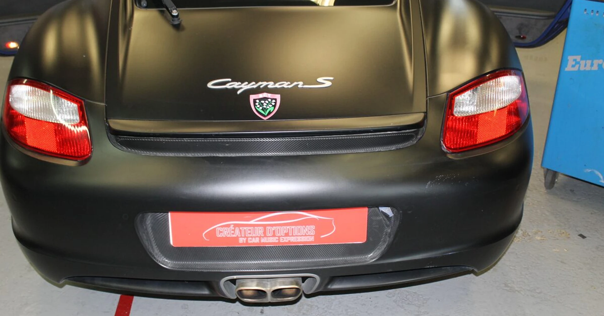 Porsche Cayman S : GPS Zenec et kit BLAM 3 voies