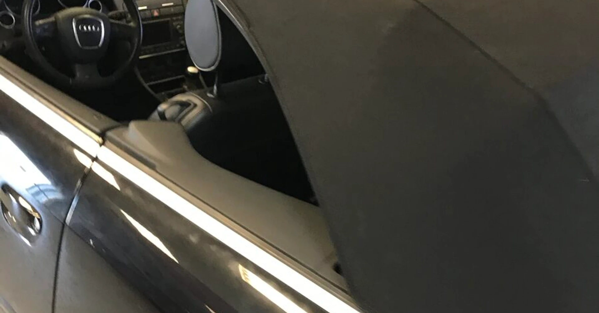 Audi RS4 Cabriolet : remplacement capote alpaga noir