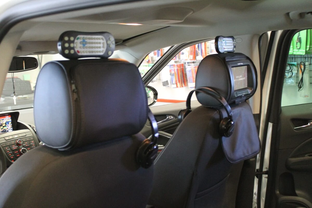 Opel Zafira 2015 : écrans d'appuie-tête et casques sans fil