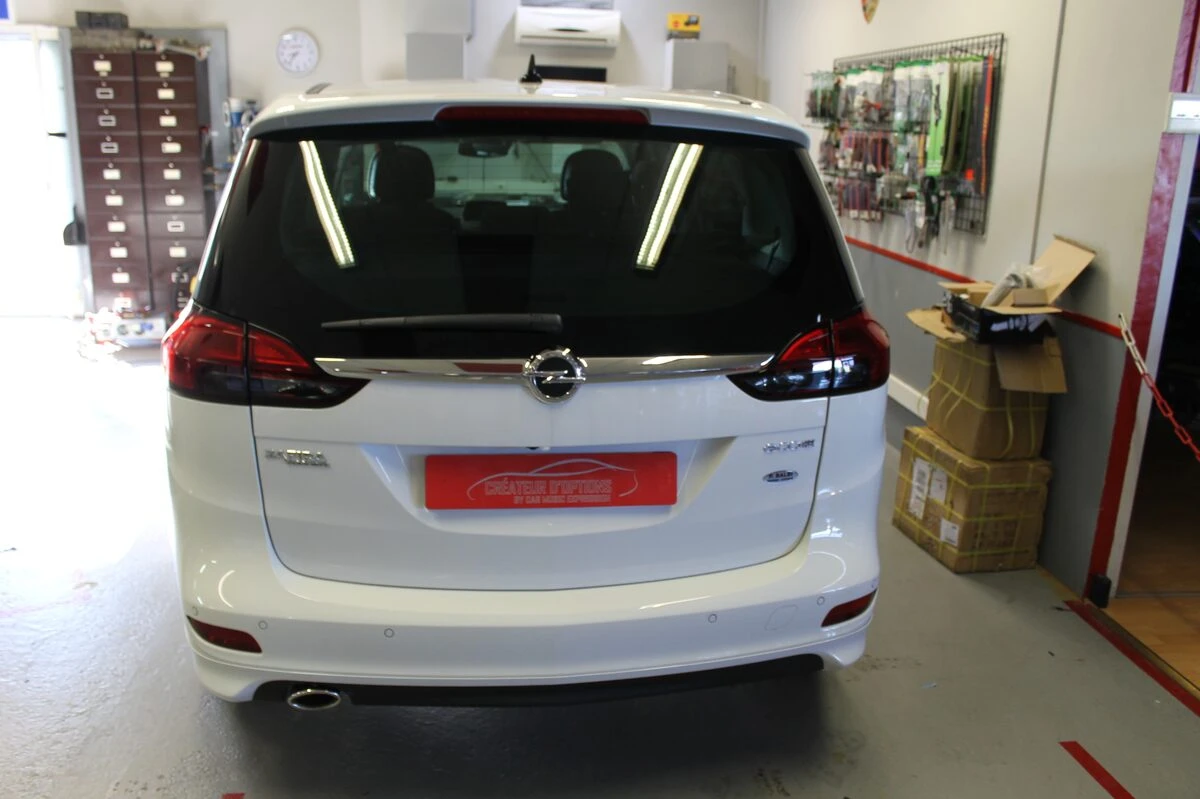 Opel Zafira 2015 : écrans d'appuie-tête et casques sans fil