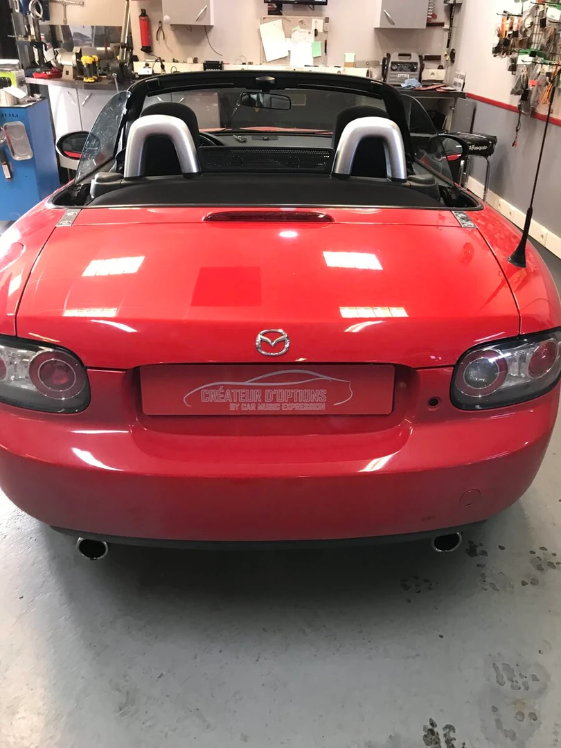 Roadster Mazda : autoradio GPS Android et caméra de recul