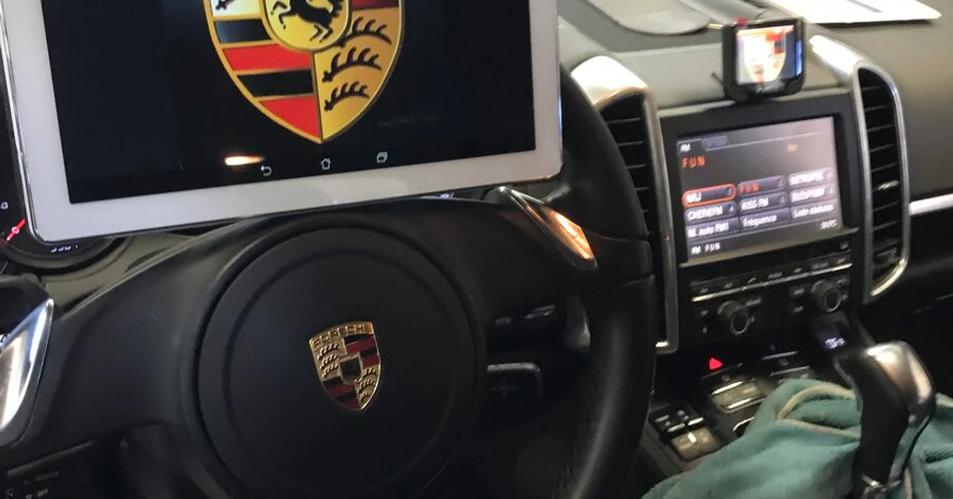 Porsche Cayenne 2016 : Bluetooth streaming A2DP Parrot