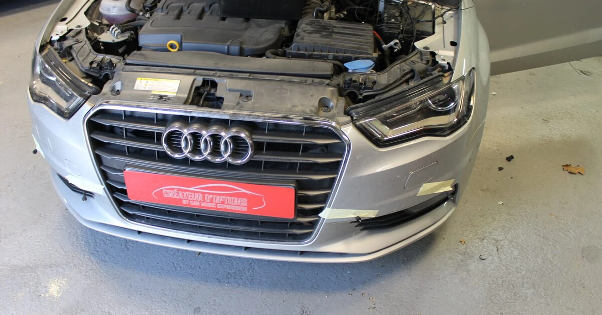 Audi A3 : aide au stationnement avant et capteurs peints