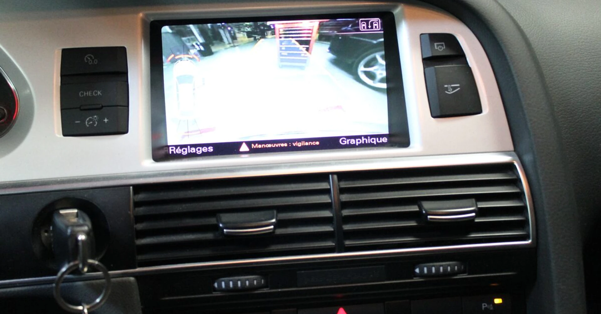 Audi A6 Allroad : caméra de recul et codage MMI