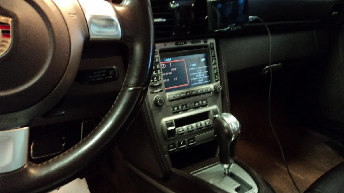 Porsche 997 : option Bluetooth et streaming audio sur le système d'origine