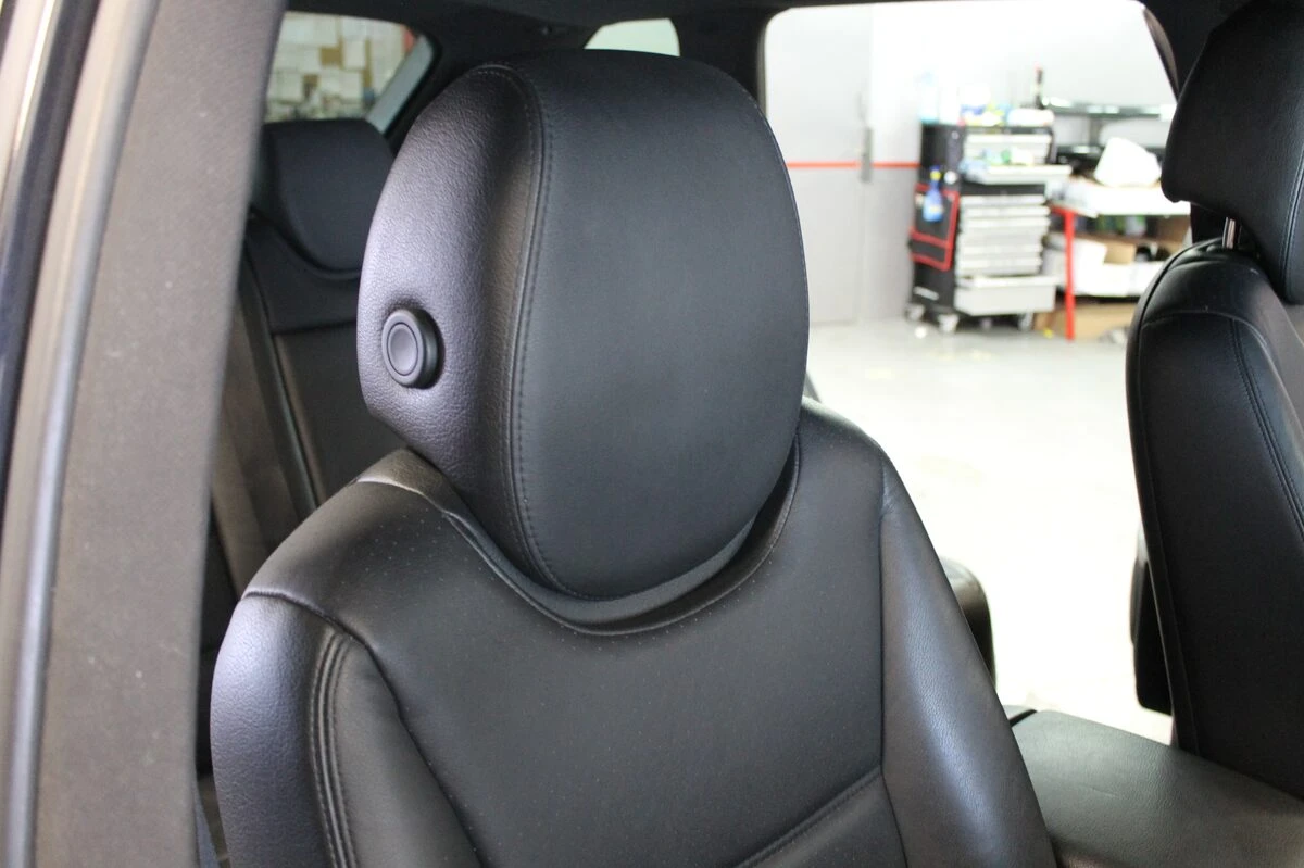 Porsche Cayenne : cinéma embarqué pour les passagers arrière