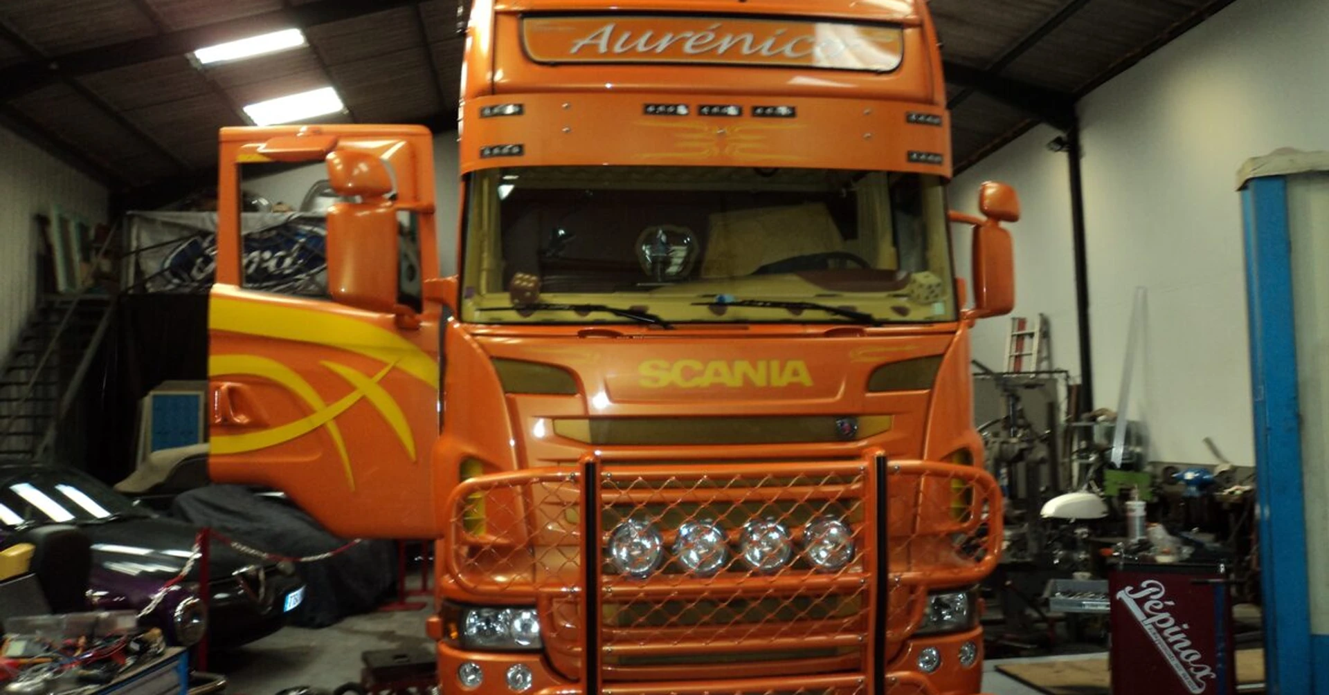 Scania : sonorisation multimédia Rockford Fosgate