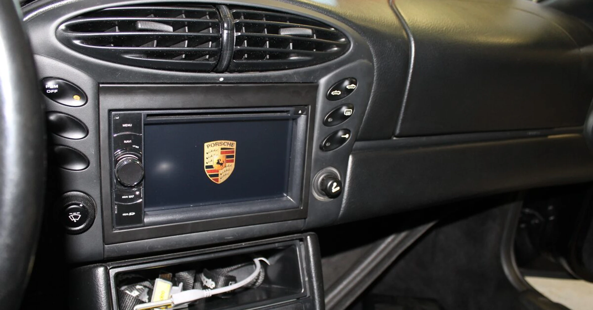 Porsche Boxster S : autoradio GPS et navigation Europe