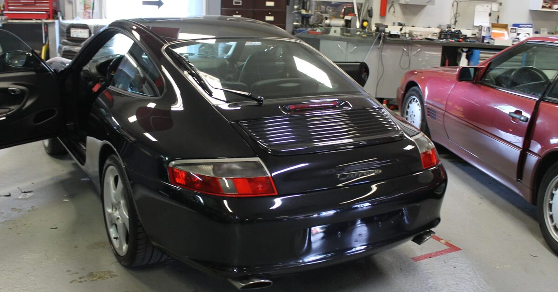 Porsche 996 : autoradio GPS et haut-parleurs BLAM