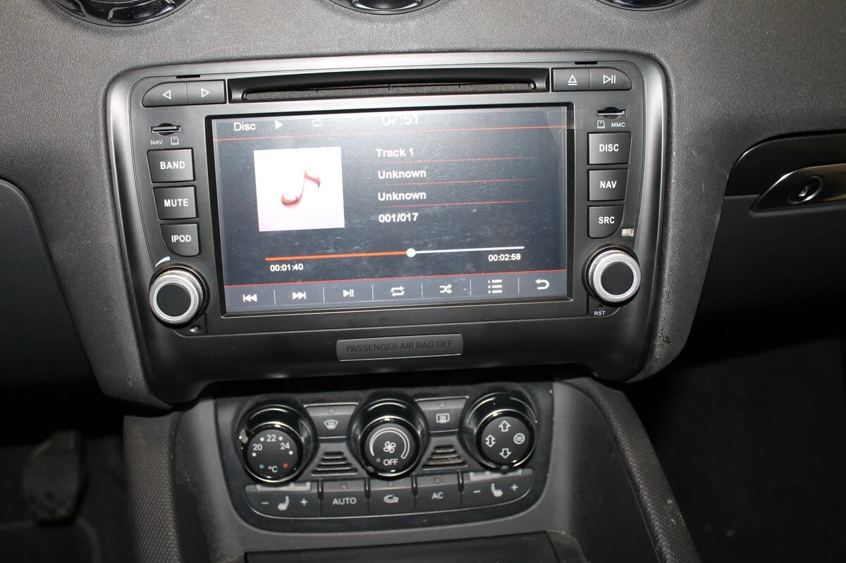 Audi TT Roadster : autoradio GPS avec reprise de toutes les fonctions d'origine