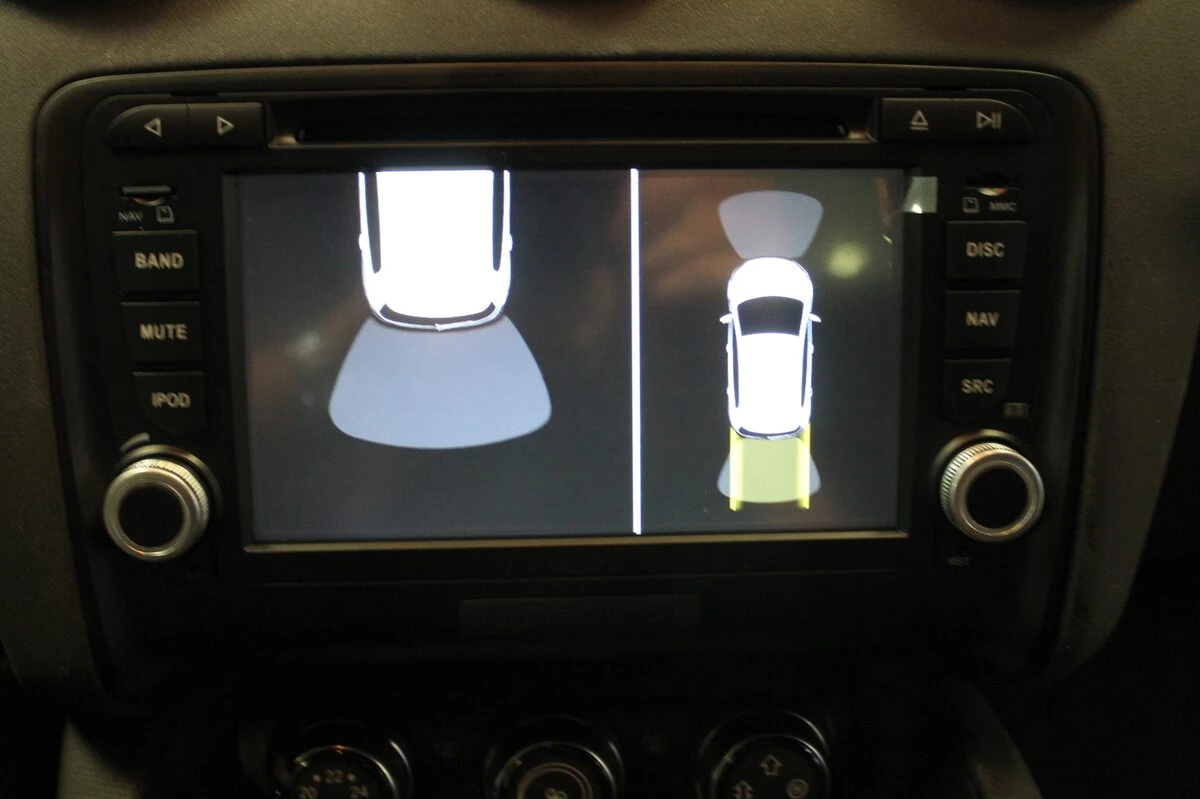 Audi TT Roadster : autoradio GPS avec reprise de toutes les fonctions d'origine