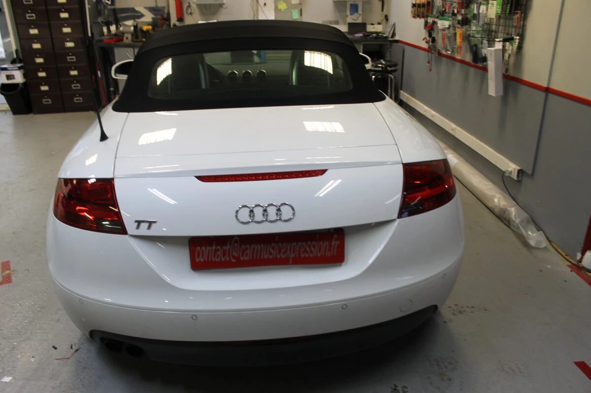 Audi TT Roadster : autoradio GPS avec reprise de toutes les fonctions d'origine