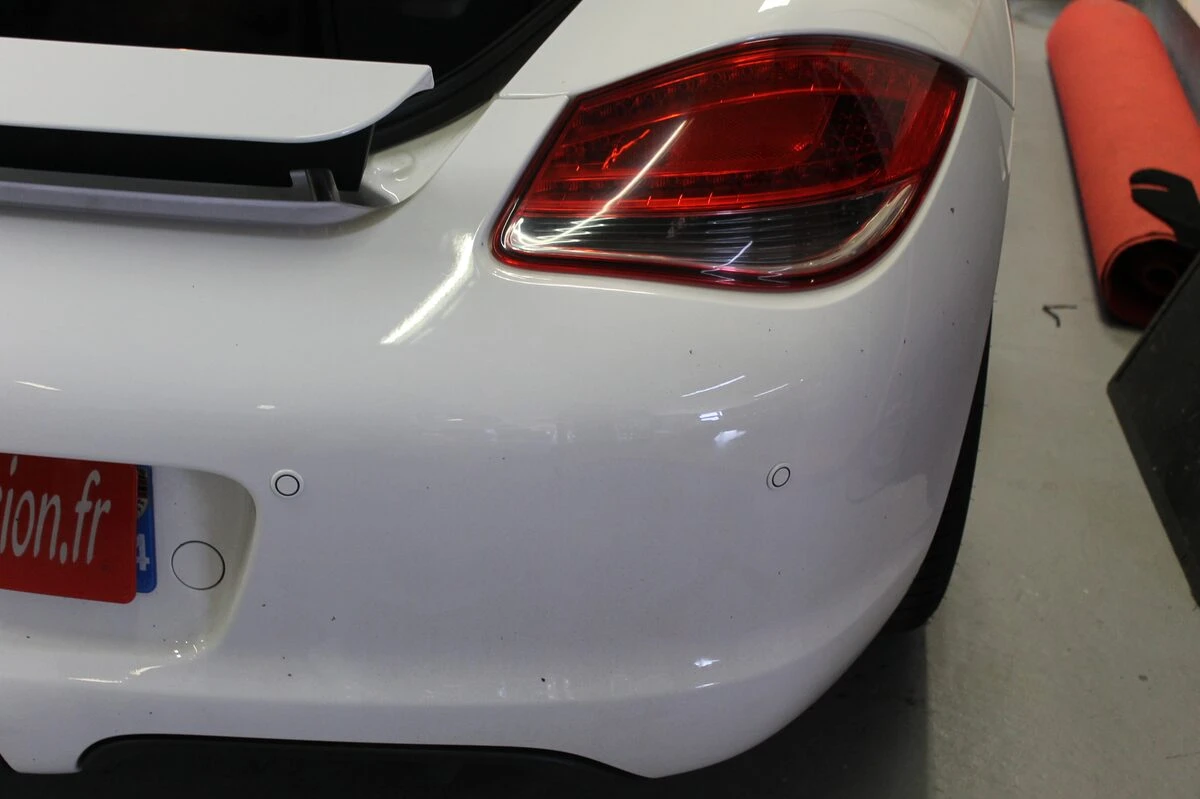 Porsche : autoradio GPS au format d'origine, prises USB et radars de stationnement