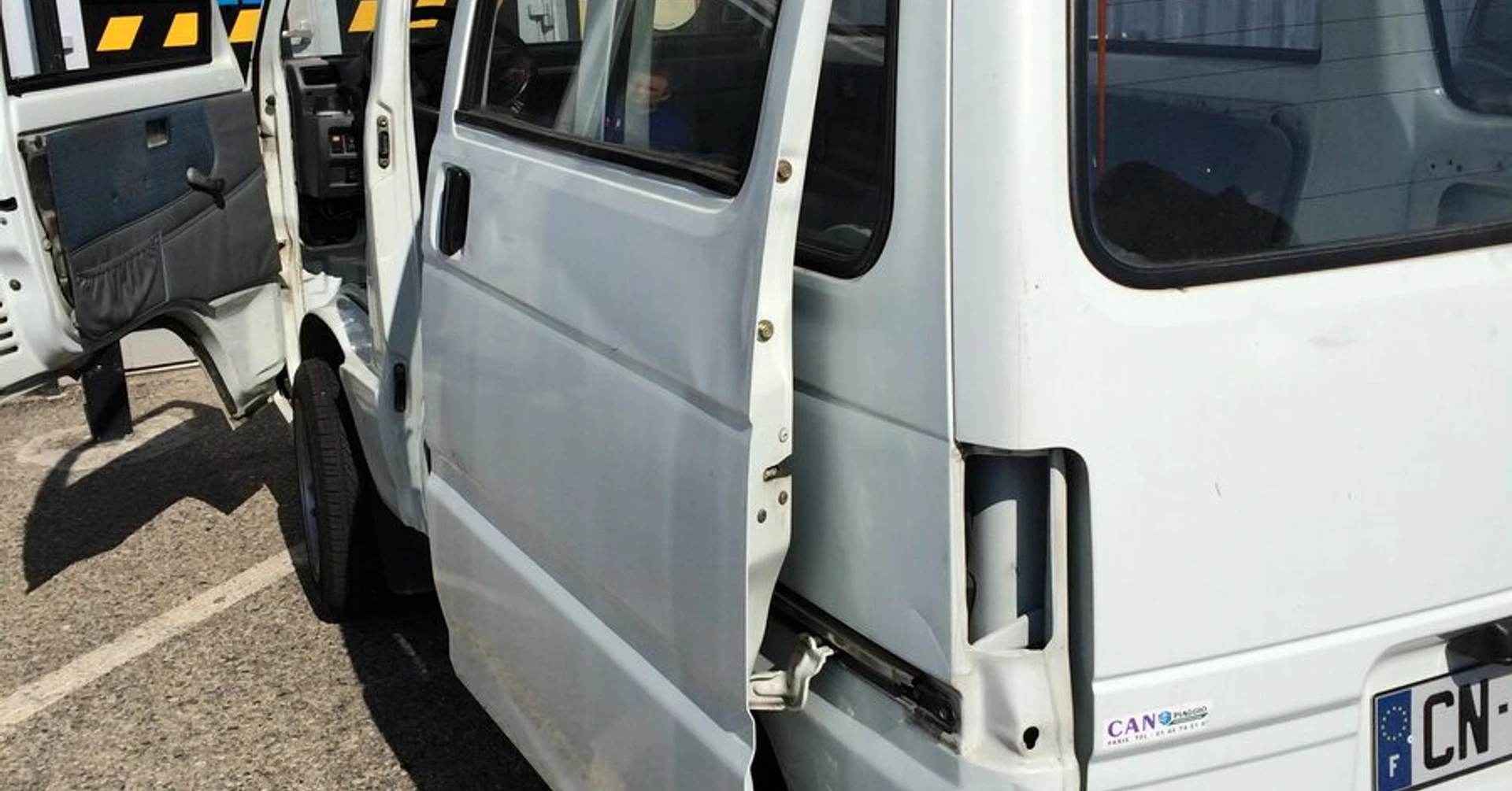 Piaggio : début d'une préparation complète en jaune