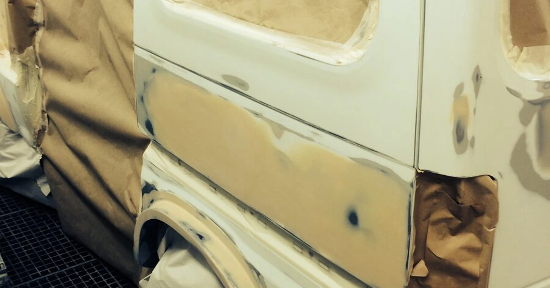 Projet Piaggio : préparation et peinture jaune
