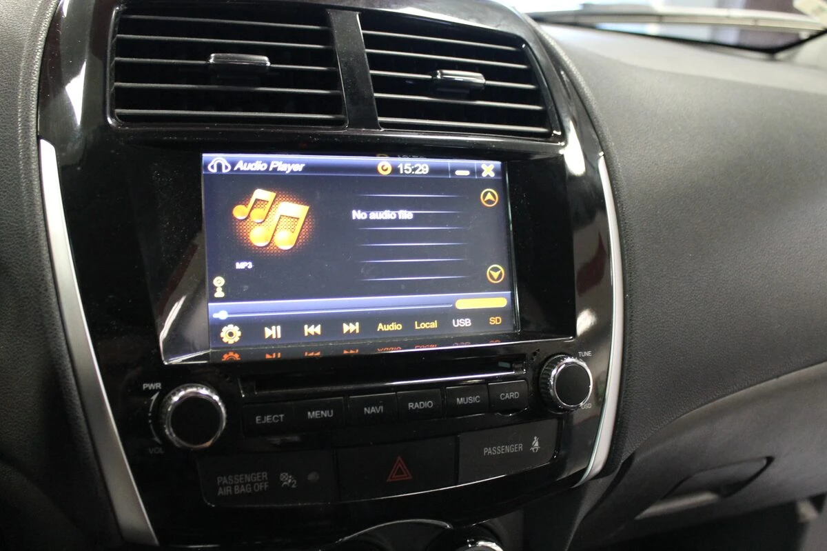 Citroën C4 Aircross : autoradio GPS, caméra et Bluetooth
