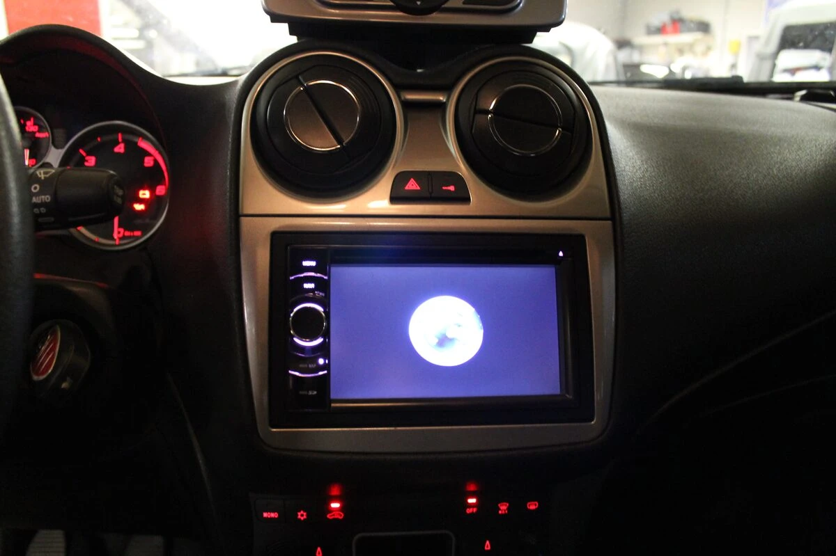 Alfa Romeo MiTo : autoradio GPS adaptable