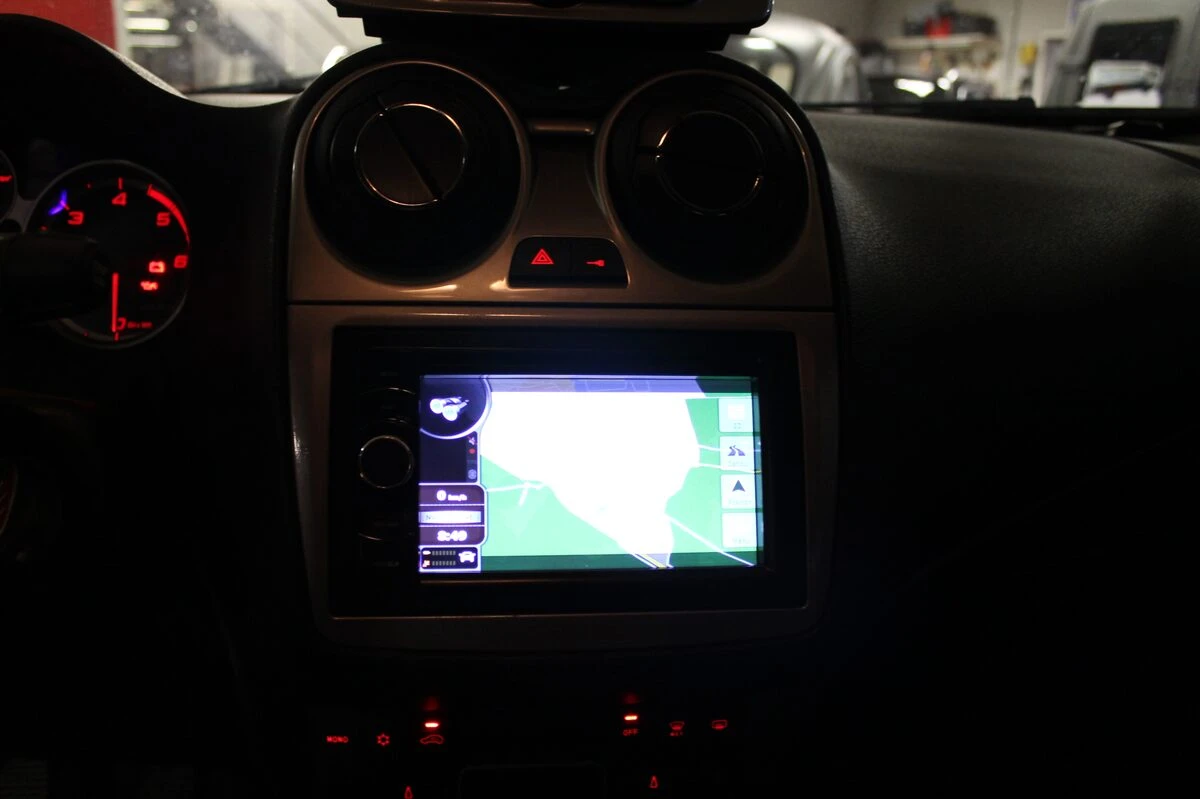 Alfa Romeo MiTo : autoradio GPS adaptable