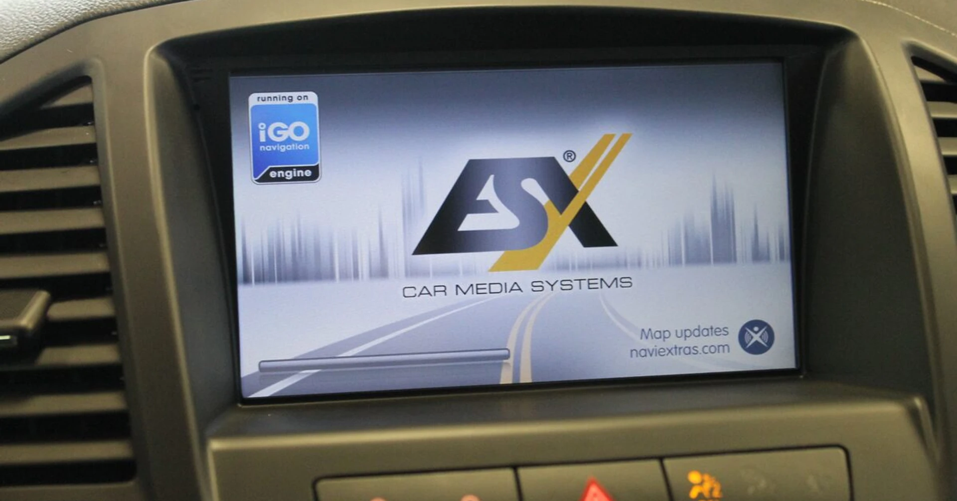Opel Insignia : autoradio GPS tactile ESX avec DVD