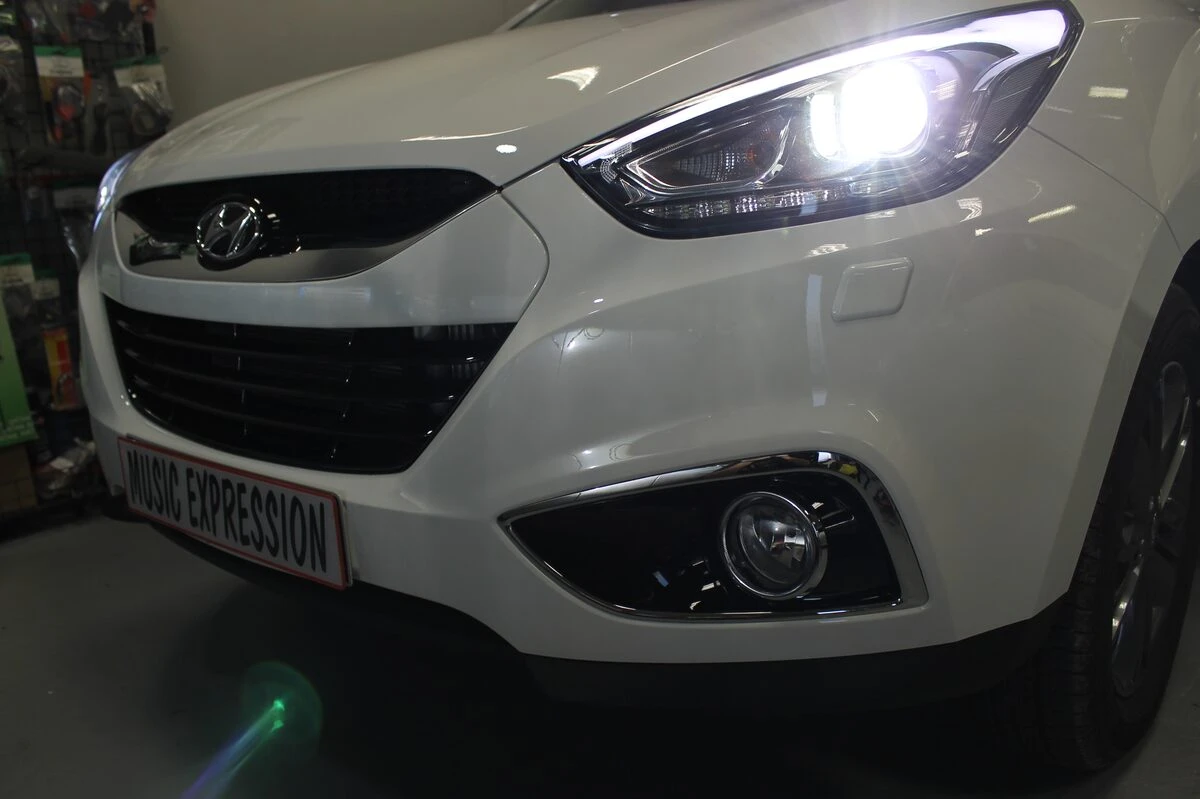 Hyundai ix35 2014 : autoradio GPS, caméra de recul et internet