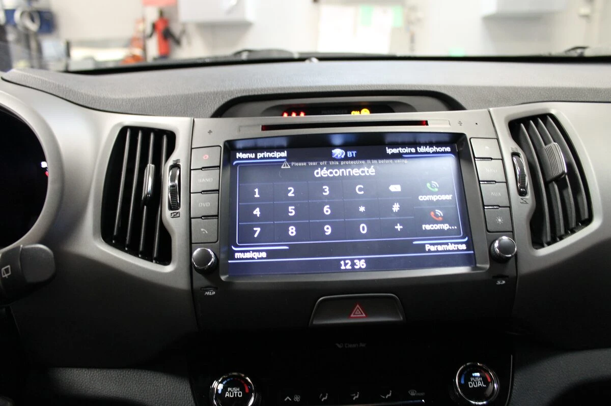 Kia Sportage 2014 : autoradio GPS avec système Infinity conservé