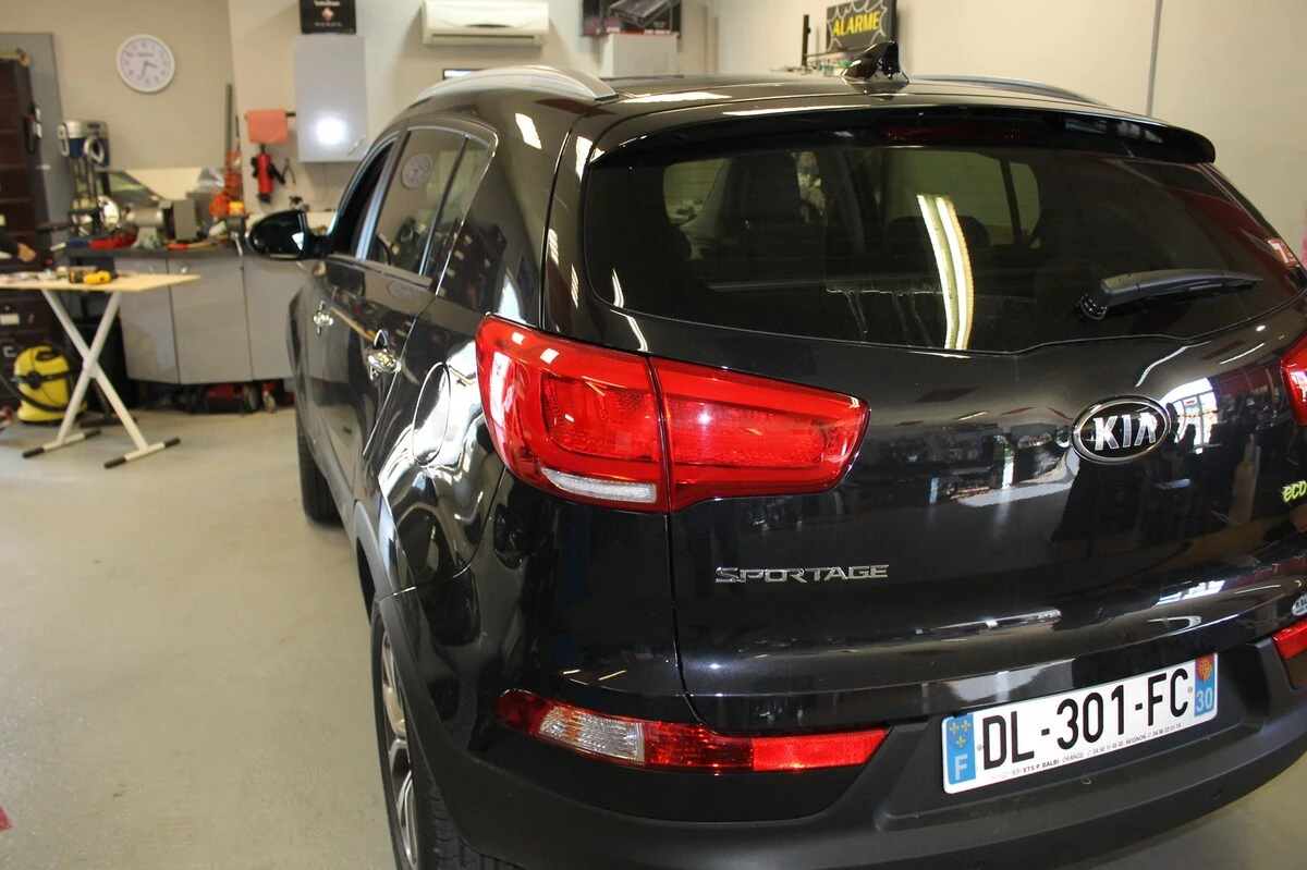 Kia Sportage 2014 : autoradio GPS avec système Infinity conservé
