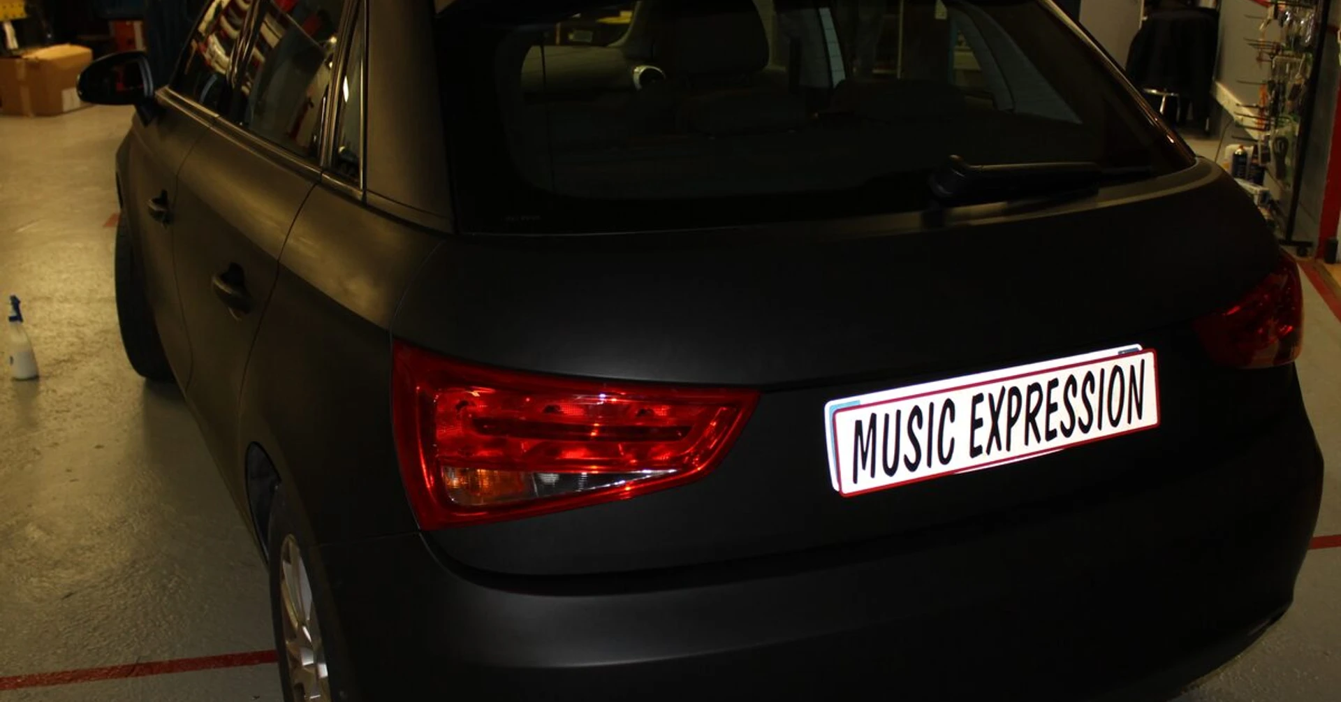 Covering noir mat intégral sur Audi A1