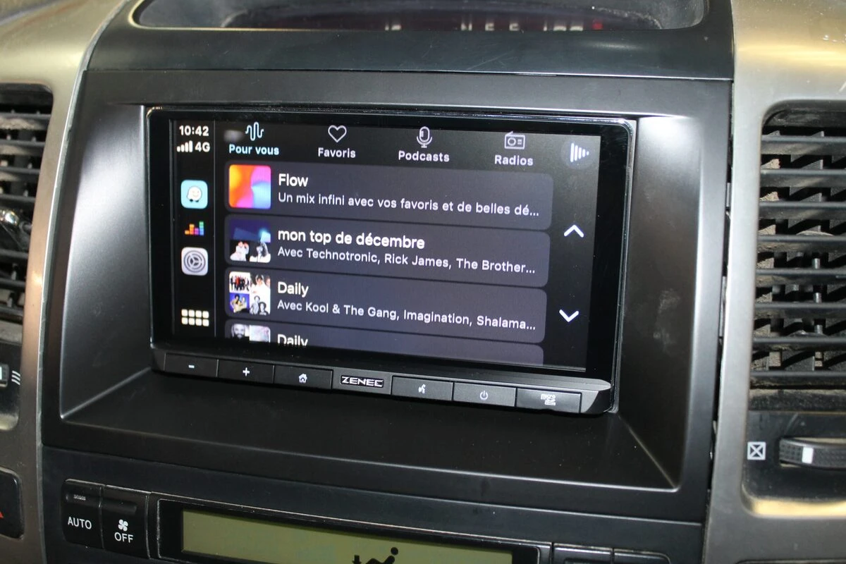 Toyota Land Cruiser : autoradio Zenec avec Apple CarPlay