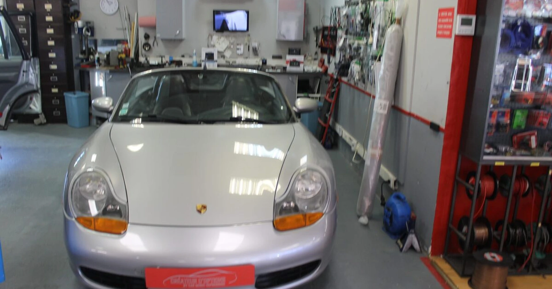 Porsche Boxster : remplacement de capote en alpaga noir